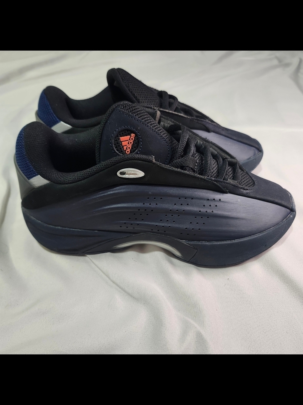 Men's Adidas Nova IIInfinity Sneakers